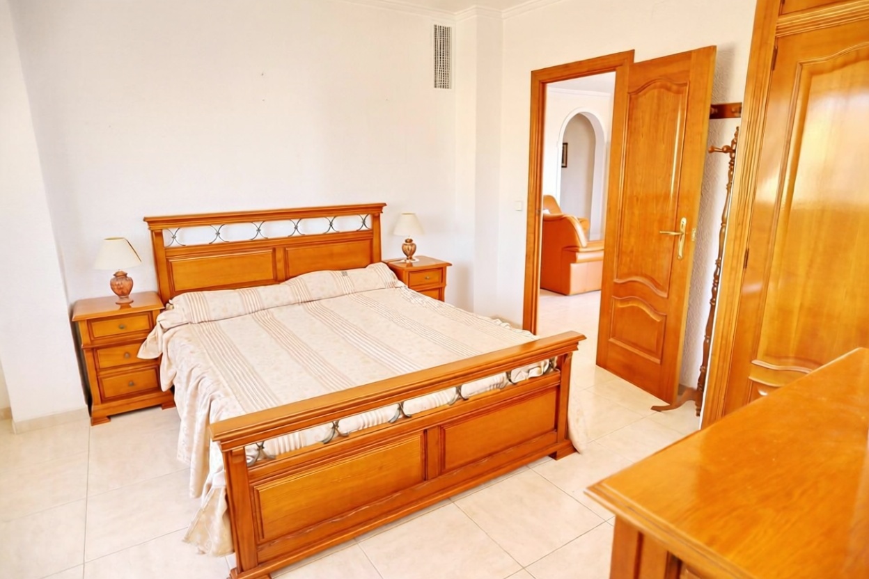 Beachfront flat in Guardamar del Segura — Bathroom