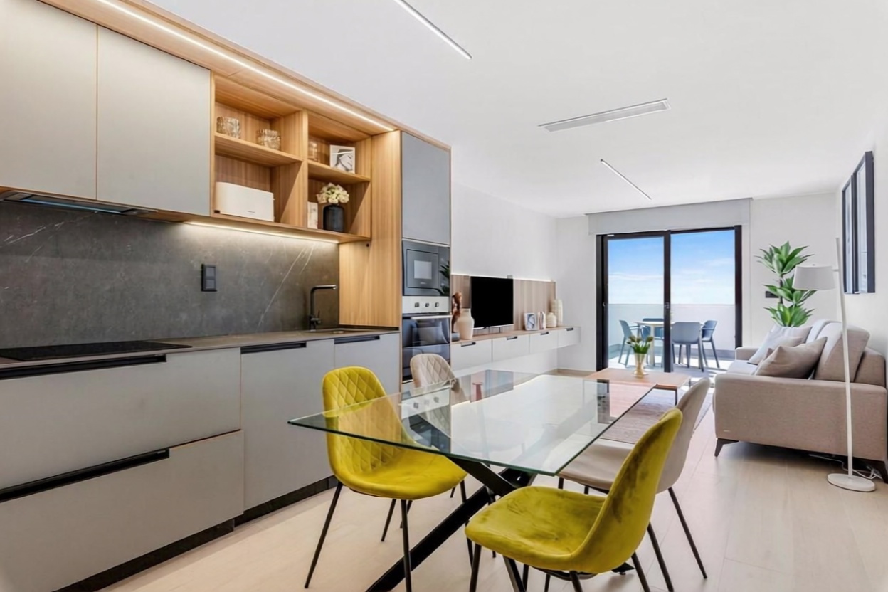 Beachfront flat in Guardamar del Segura — Kitchen