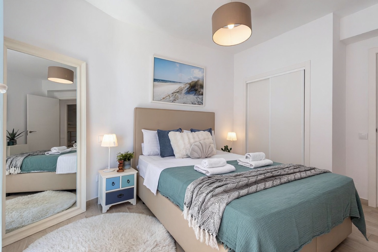 Beachfront flat in Guardamar del Segura — Bedroom