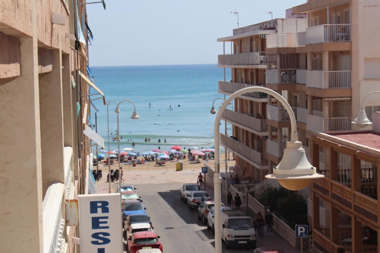 Wohnung in erste Strandlinie in Guardamar del Segura — Meerblick