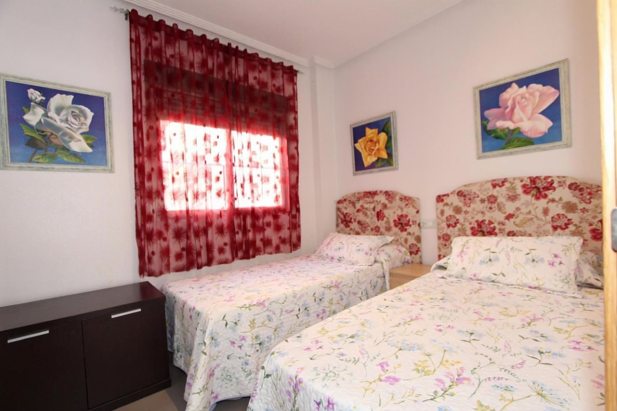 Wohnung in erste Strandlinie in Guardamar del Segura — Schlafzimmer