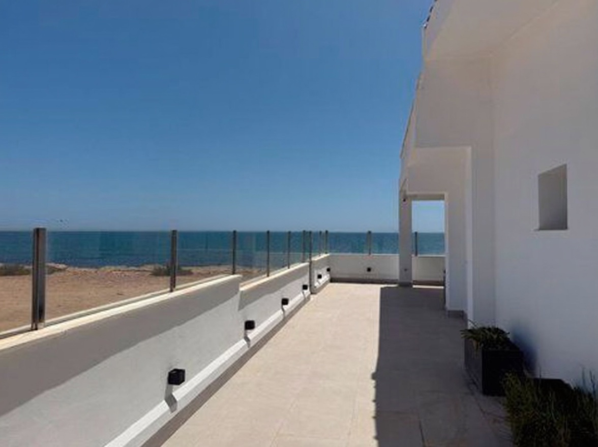 Chalet con acceso directo a playa en Torrevieja