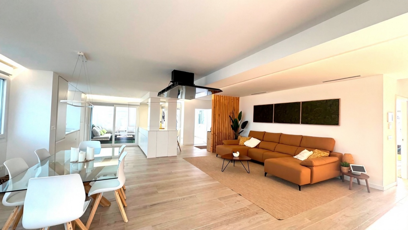 Chalet con acceso directo a playa en Torrevieja — Salón