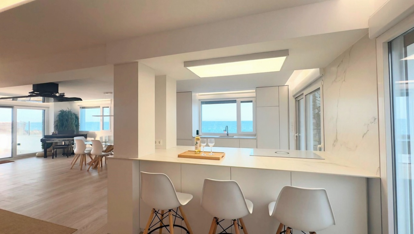 Chalet con acceso directo a playa en Torrevieja — Cocina