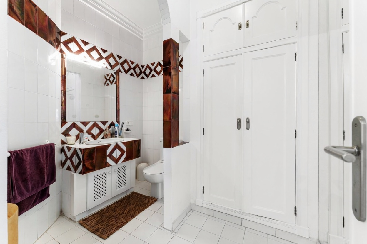 Chalet with direct beach access in Torrevieja — Bedroom