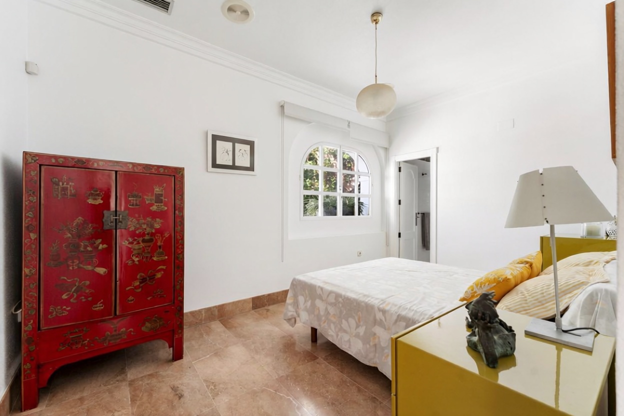 Chalet with direct beach access in Torrevieja — Bathroom