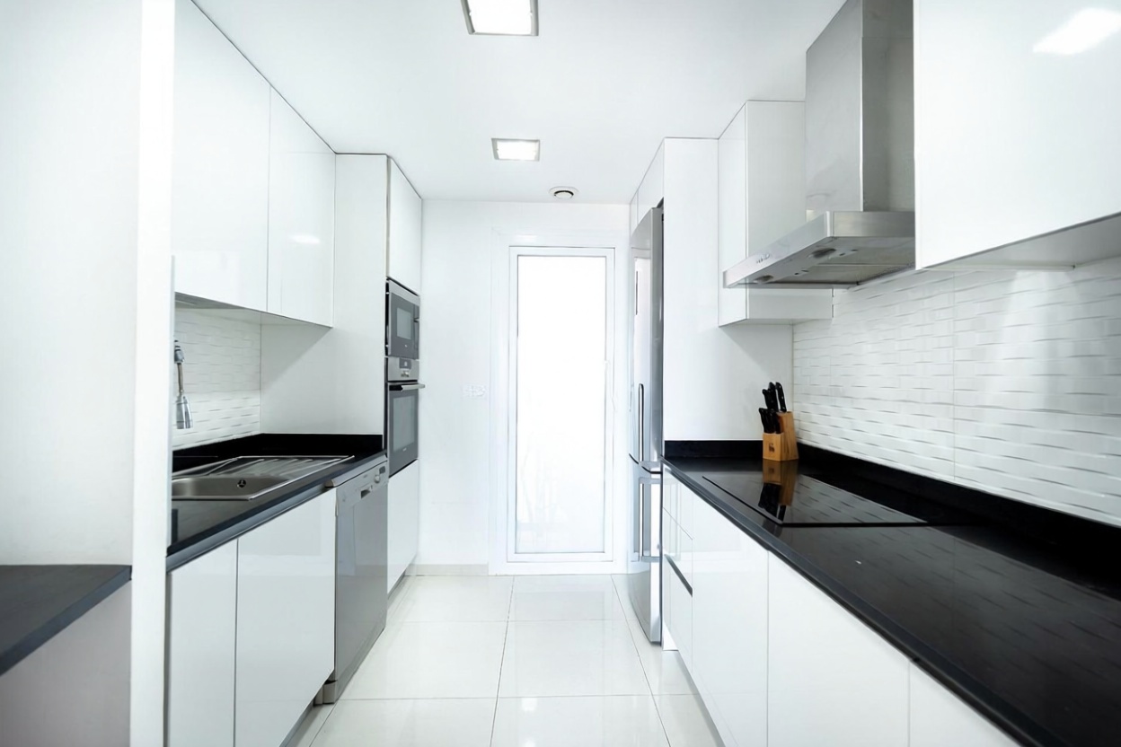 Seafront attic in Torrevieja — Kitchen
