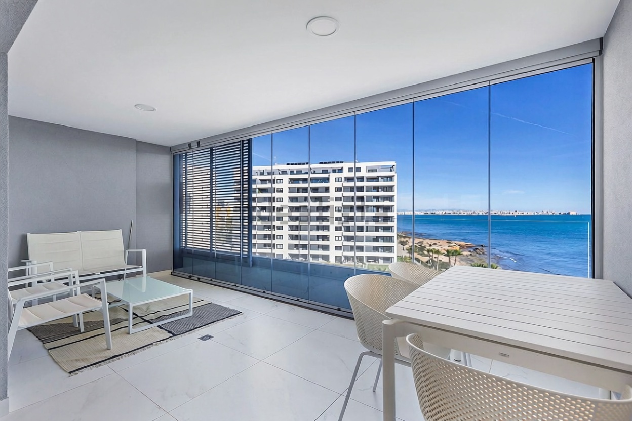 Beachfront flat in Torrevieja