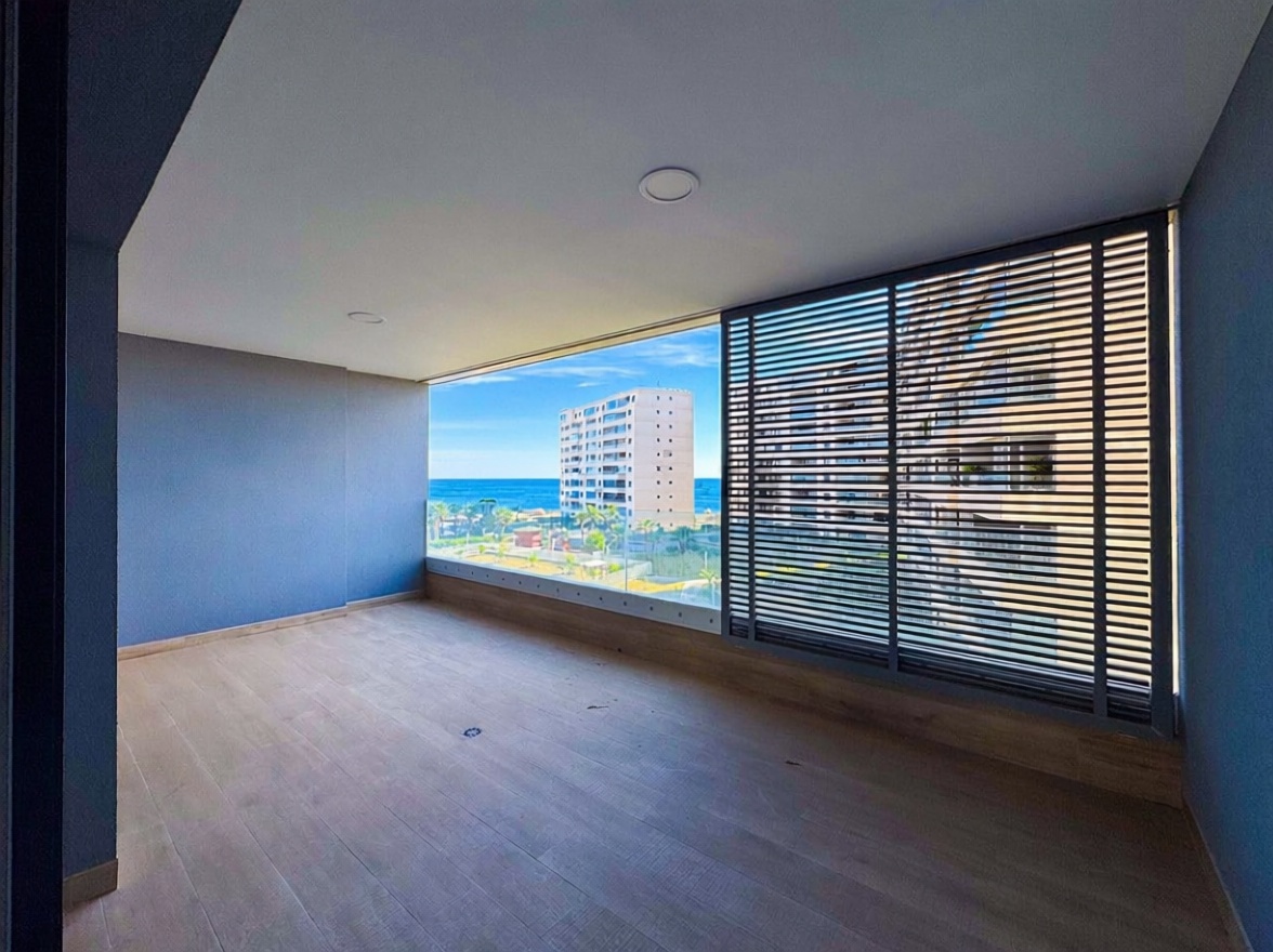 Appartement en première ligne de plage à Torrevieja