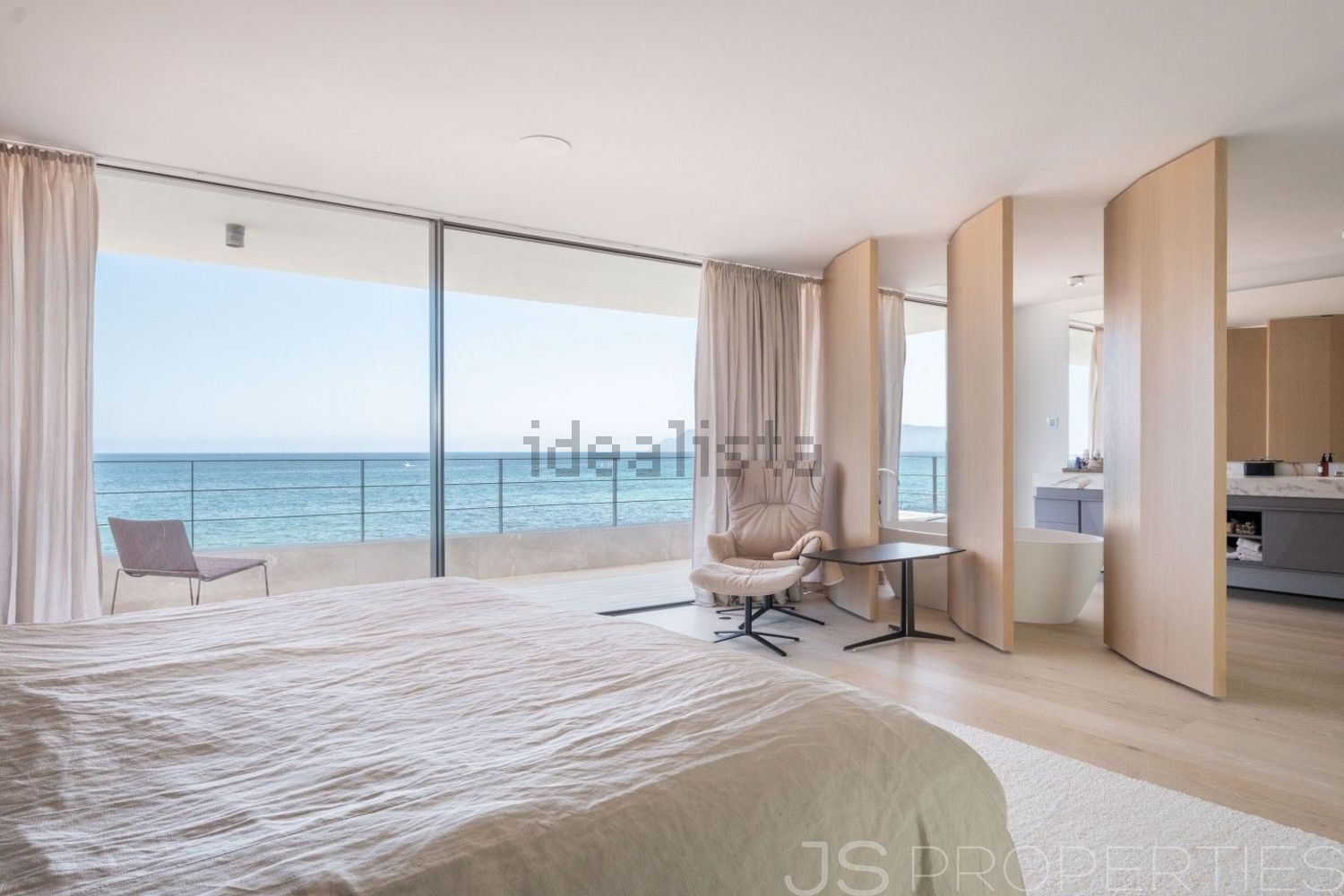 Chalet com acesso direto à praia em Santa Margalida — Quarto