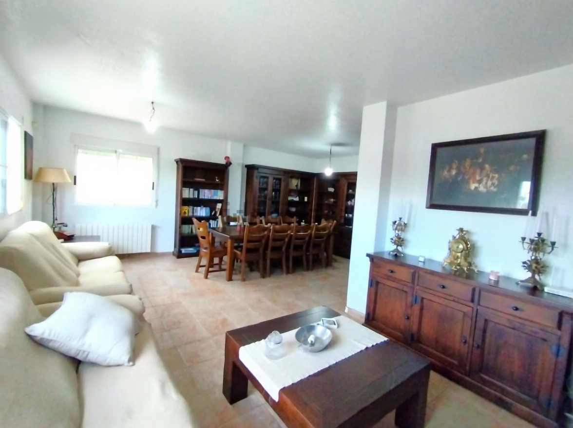 Chalet avec accès direct à la plage à Torrevieja — Séjour