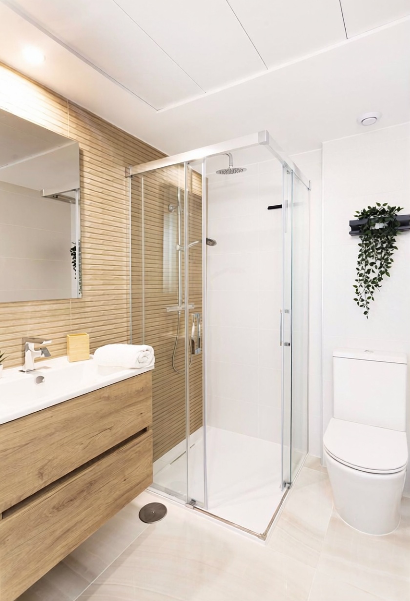 Appartement en première ligne de plage à Orihuela — Sanitaires