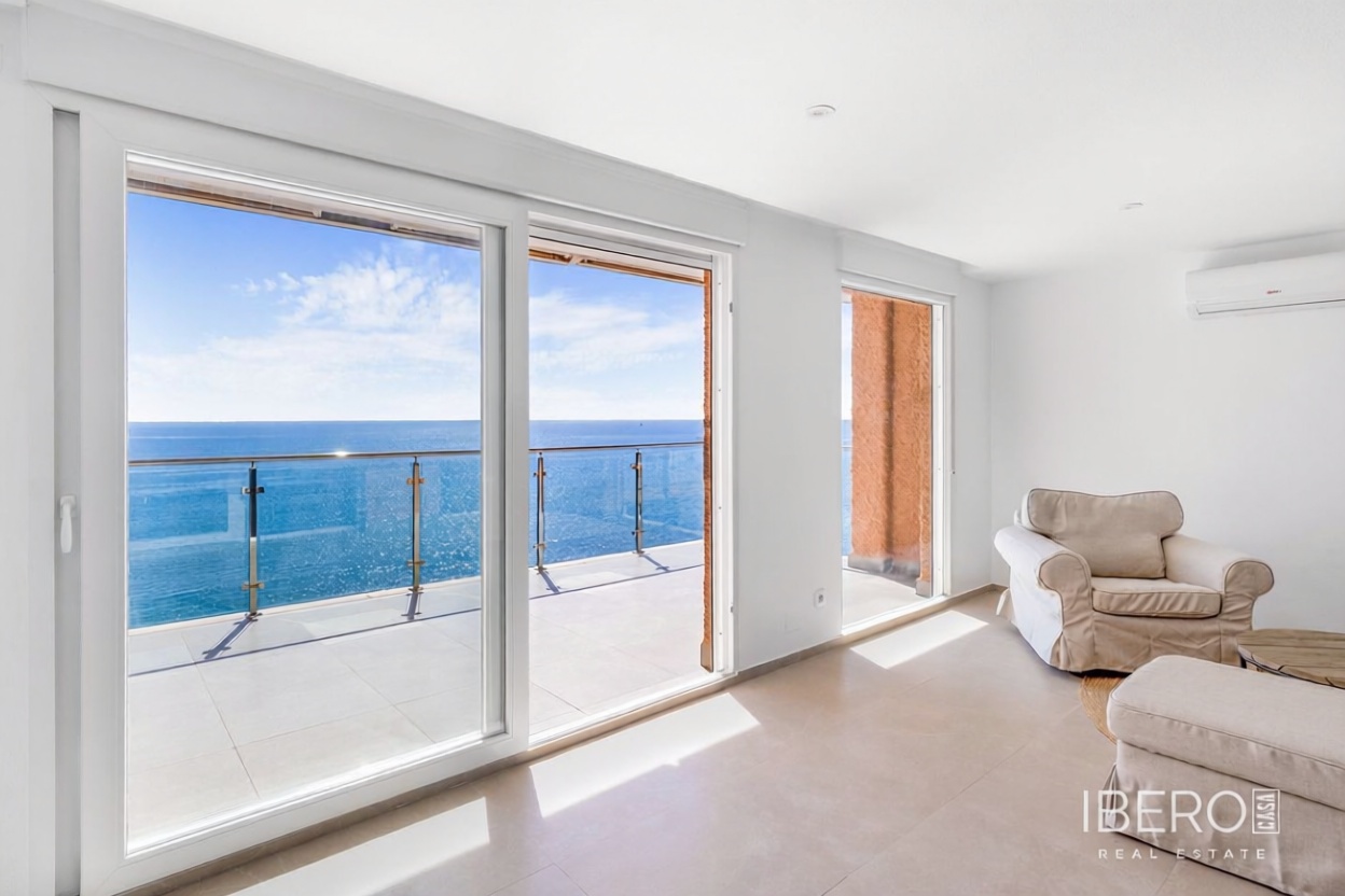 Beachfront flat in Torrevieja