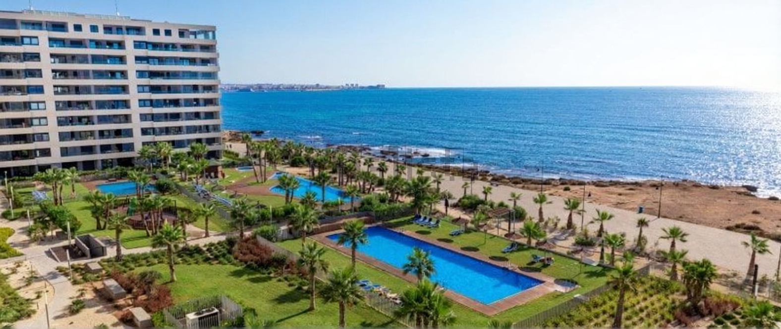 Beachfront flat in Torrevieja