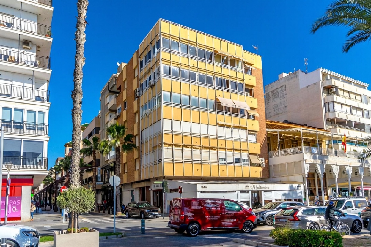 Beachfront flat in Torrevieja
