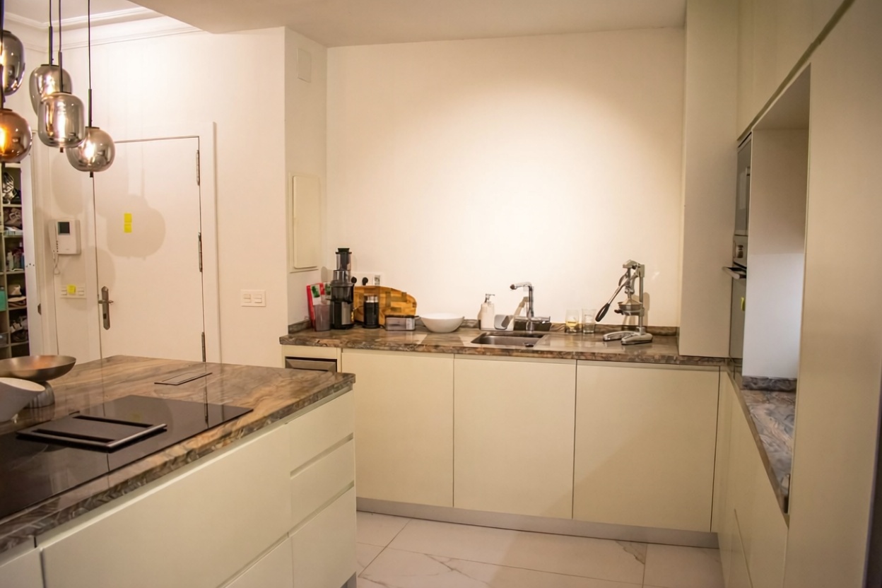 Piso en primera línea de playa en Torrevieja — Dormitorio