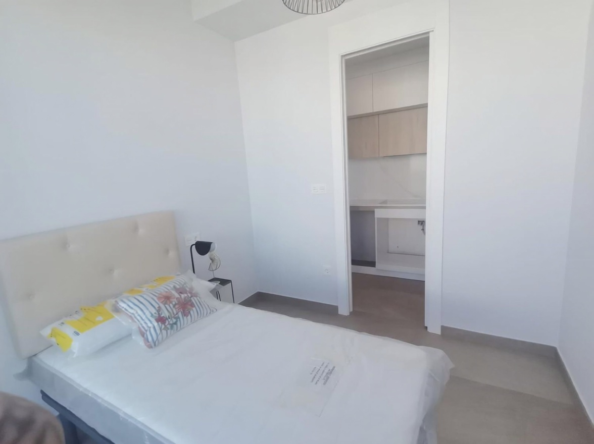 Seafront attic in Torrevieja — Bedroom