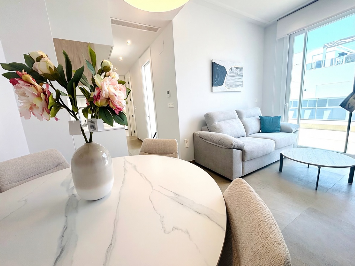 Seafront attic in Torrevieja — Living room