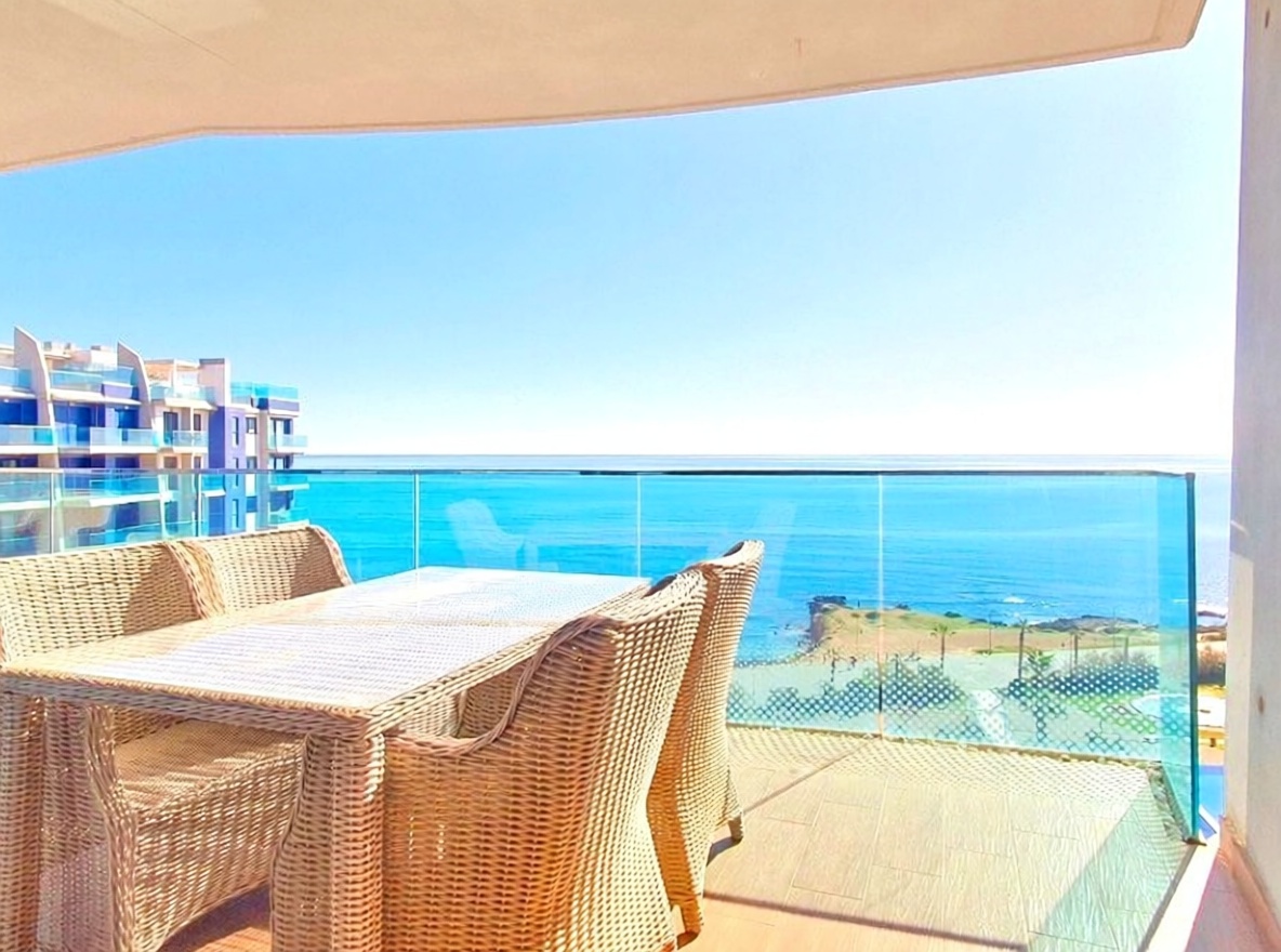 Appartement en première ligne de plage à Torrevieja