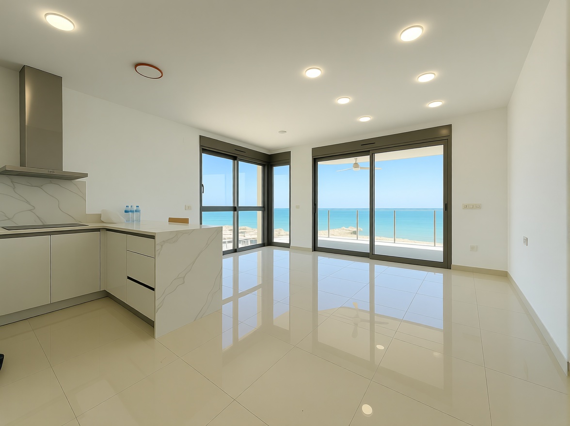Beachfront flat in Torrevieja — Kitchen