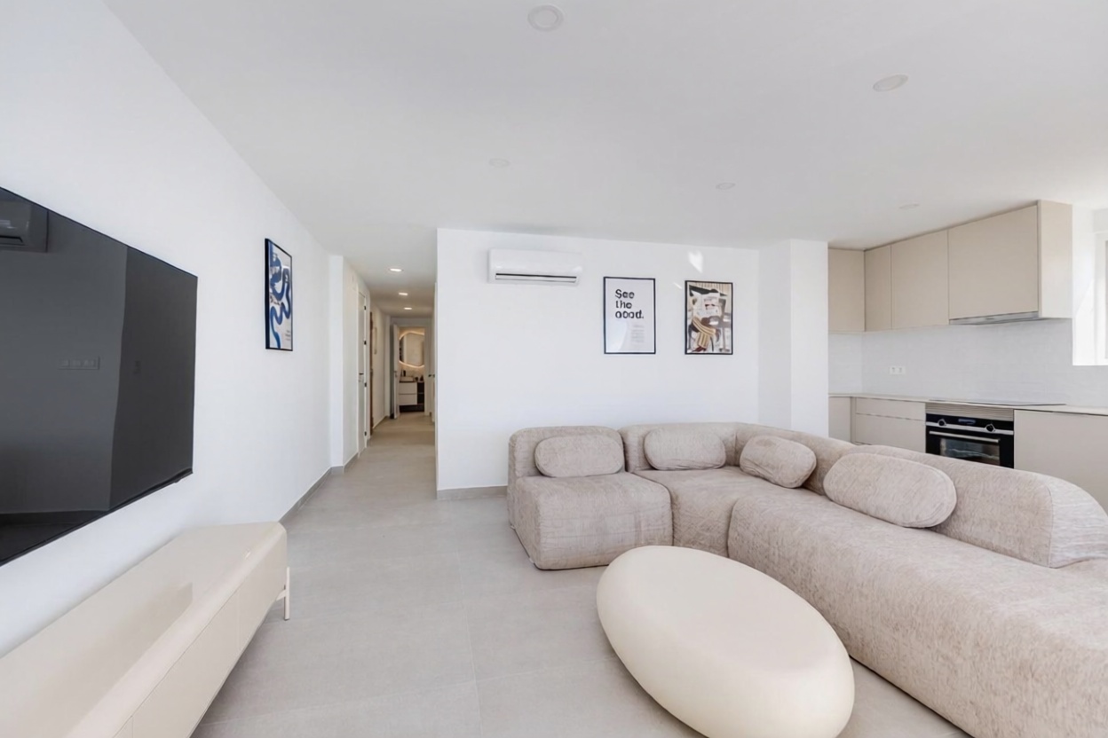 Beachfront flat in Torrevieja — Kitchen