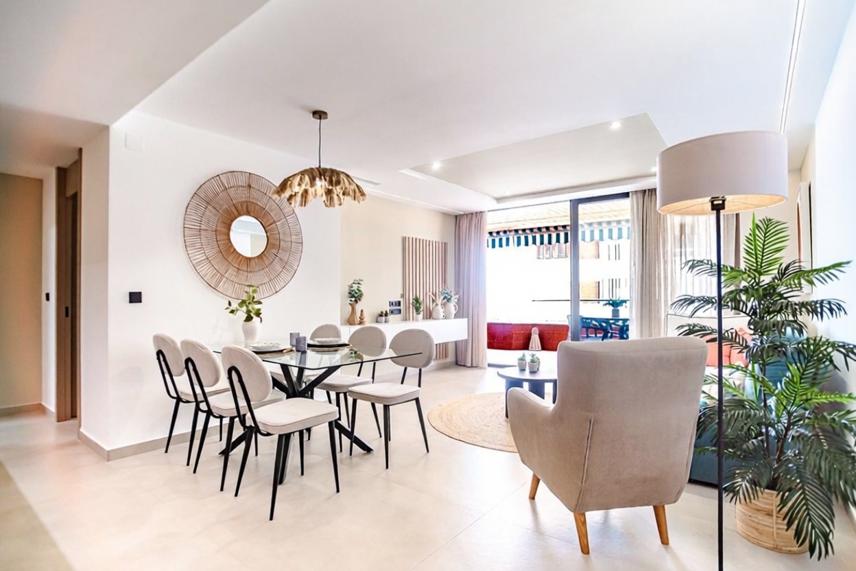 Wohnung in erste Strandlinie in Torrevieja — Wohnzimmer
