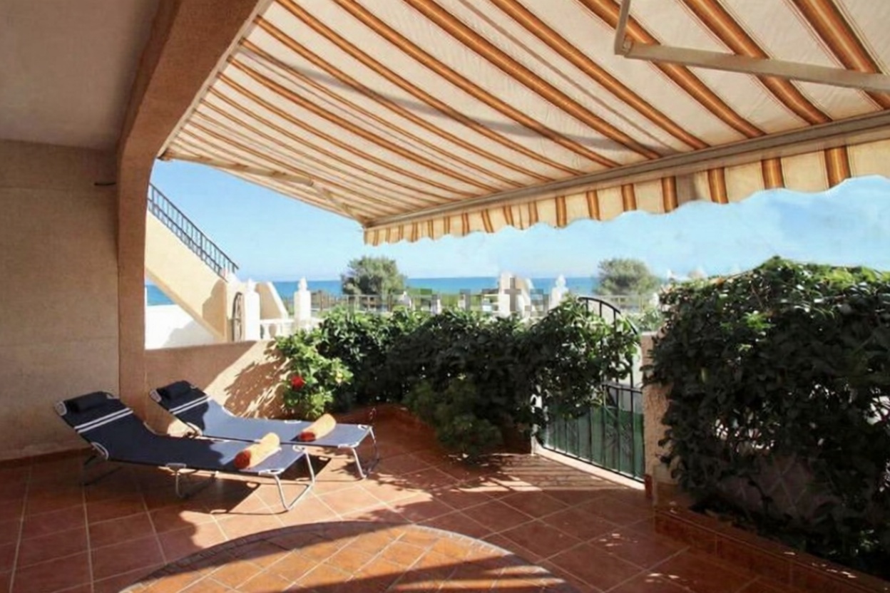 Chalet con acceso directo a playa en Torrevieja