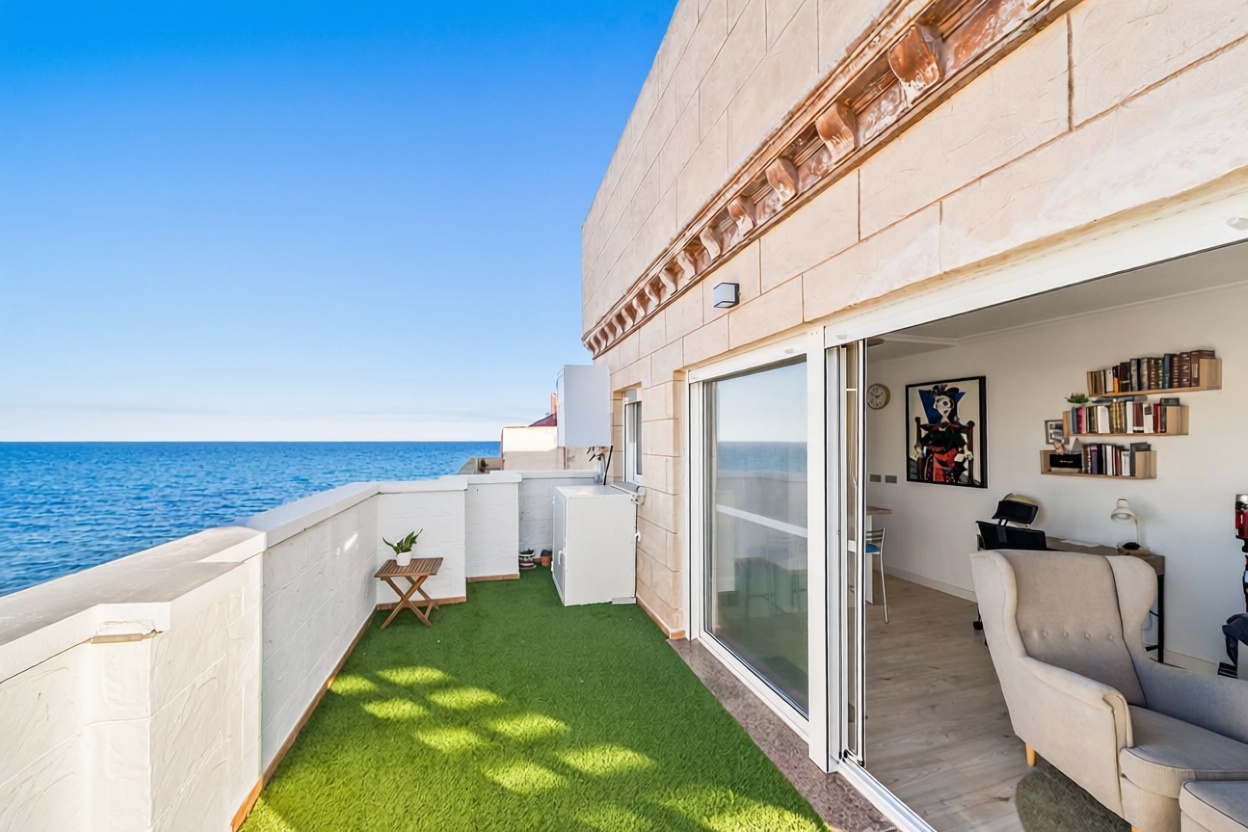 Apartamento em primeira linha de praia em Torrevieja