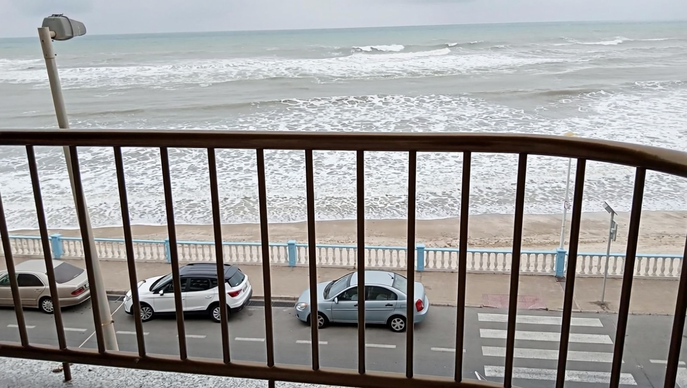 Piso en primera línea de playa en Torrevieja