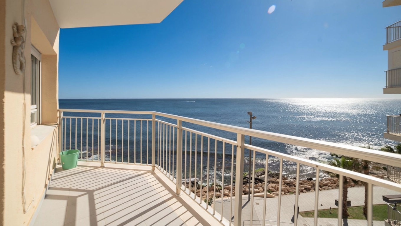 Apartamento em primeira linha de praia em Torrevieja