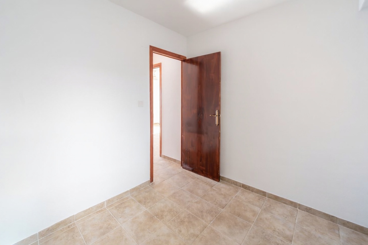Piso en primera línea de playa en Torrevieja — Baño
