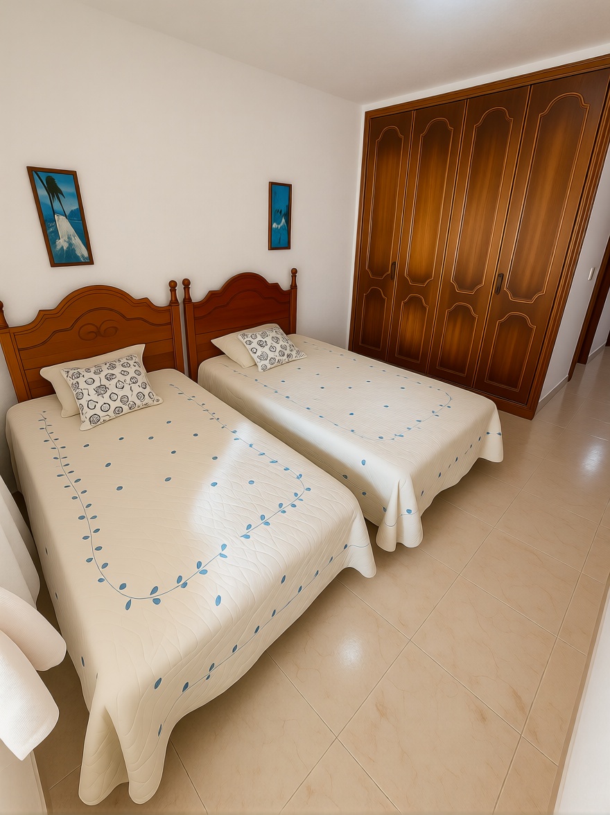 Appartement en première ligne de plage à Torrevieja — Chambre