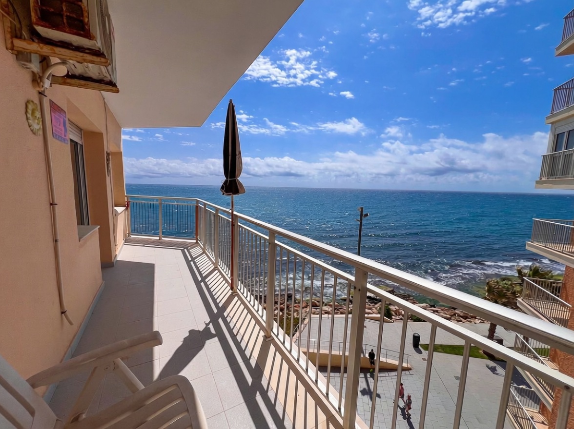 Appartement en première ligne de plage à Torrevieja
