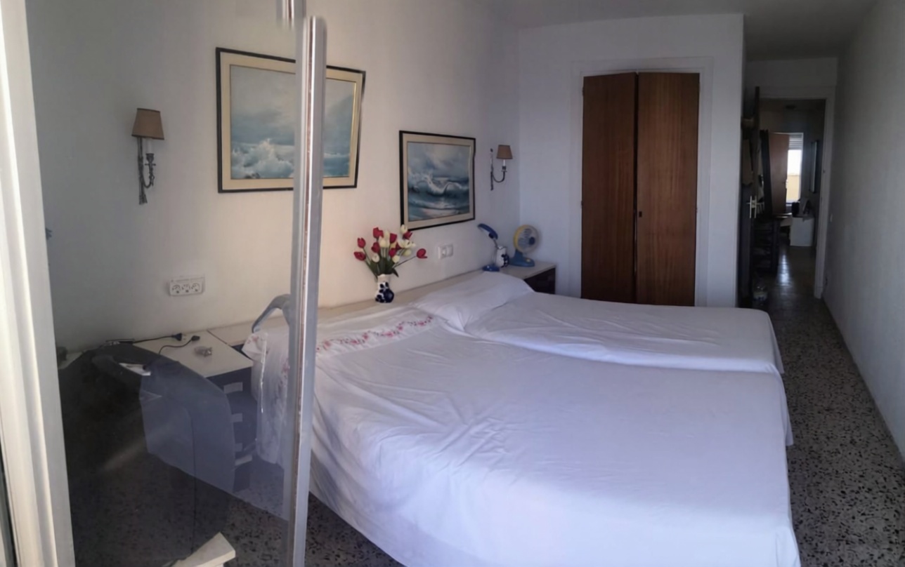 Appartement en attique en première ligne de mer à Torrevieja — Chambre