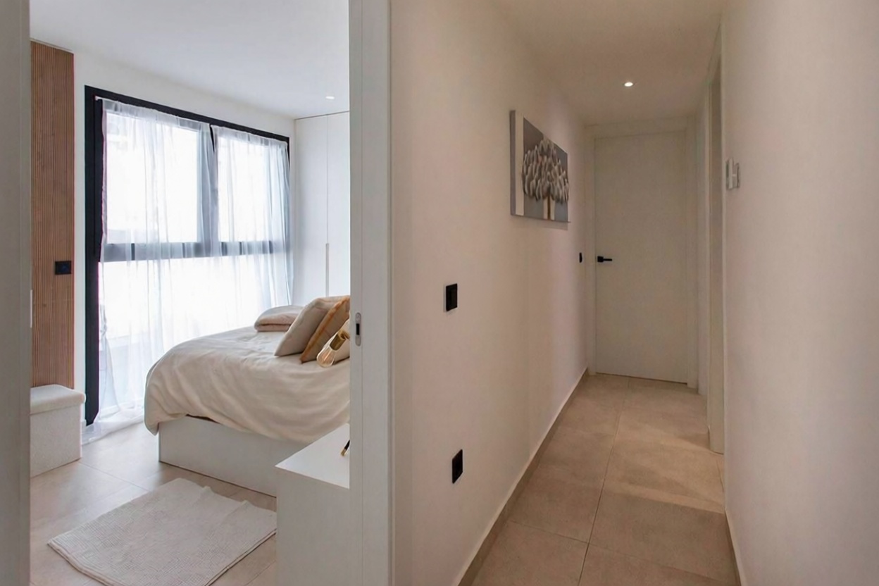 Apartamento em primeira linha de praia em Torrevieja — Quarto