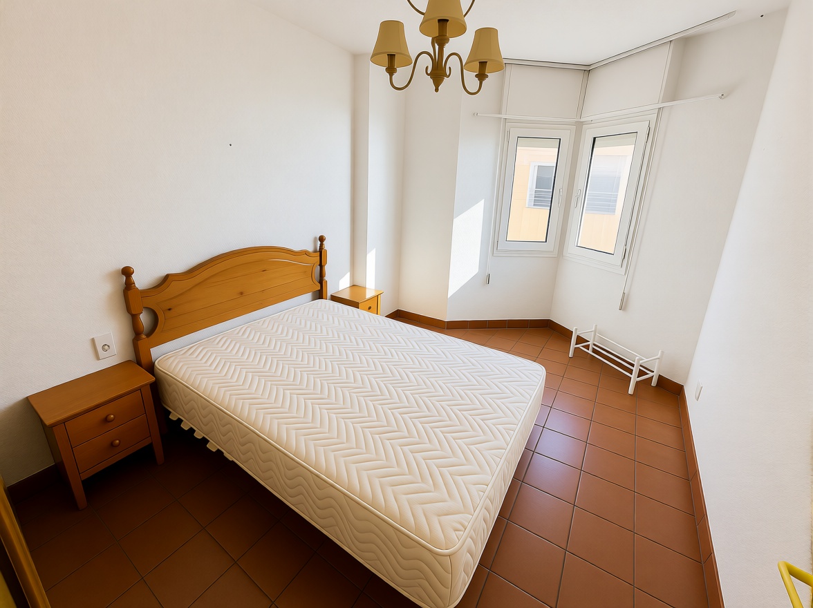 Appartement en première ligne de plage à Torrevieja — Chambre