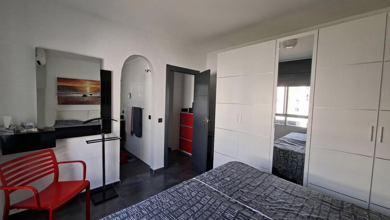 Wohnung in erste Strandlinie in Torrevieja — Schlafzimmer