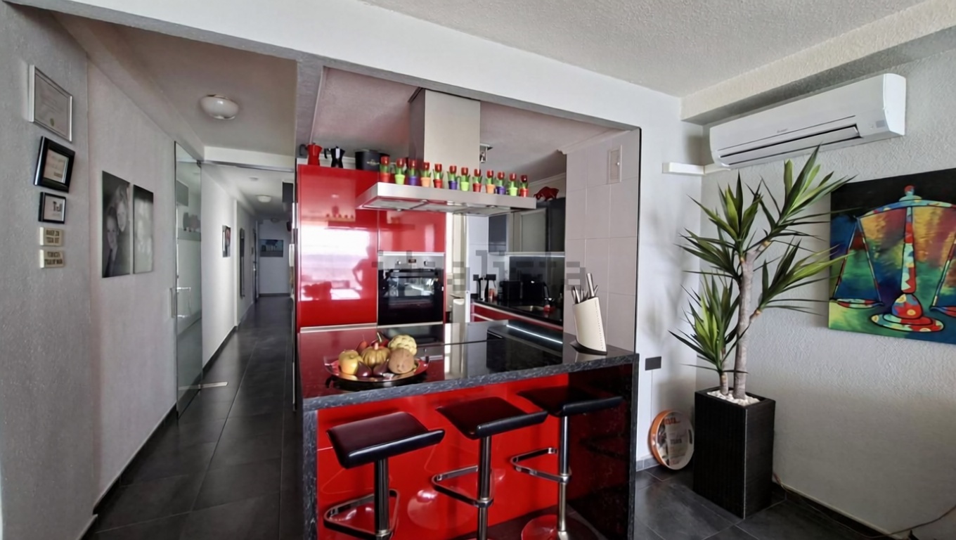 Wohnung in erste Strandlinie in Torrevieja — Küche