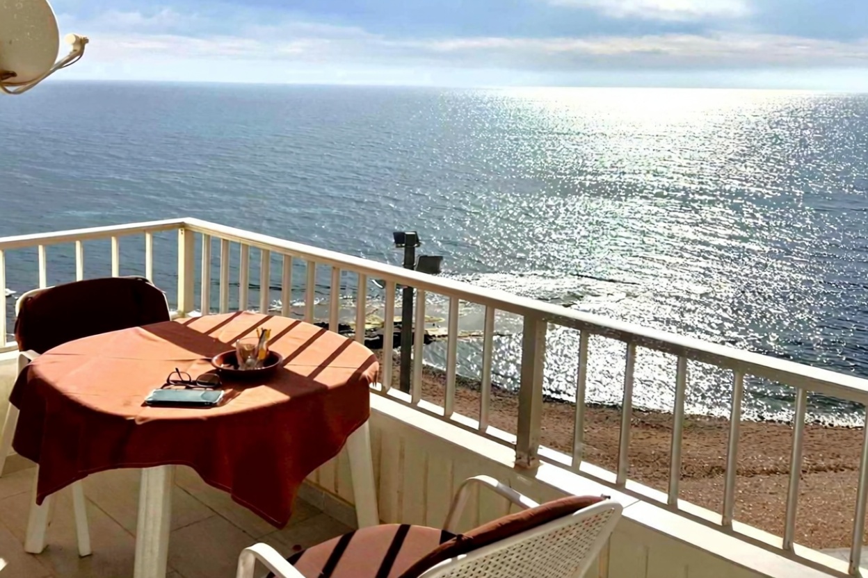 Apartamento em primeira linha de praia em Torrevieja