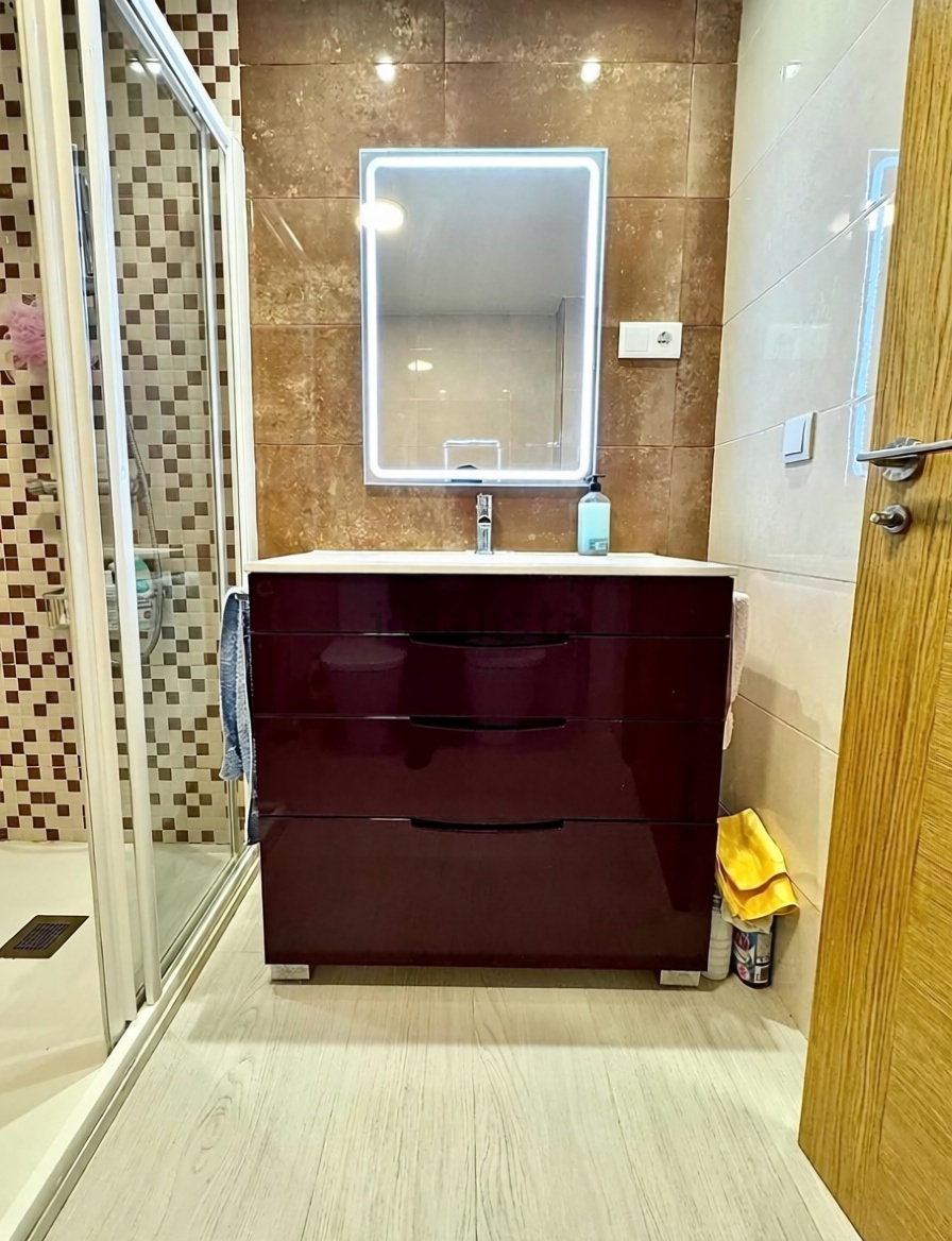 Apartamento em primeira linha de praia em Torrevieja — Quarto