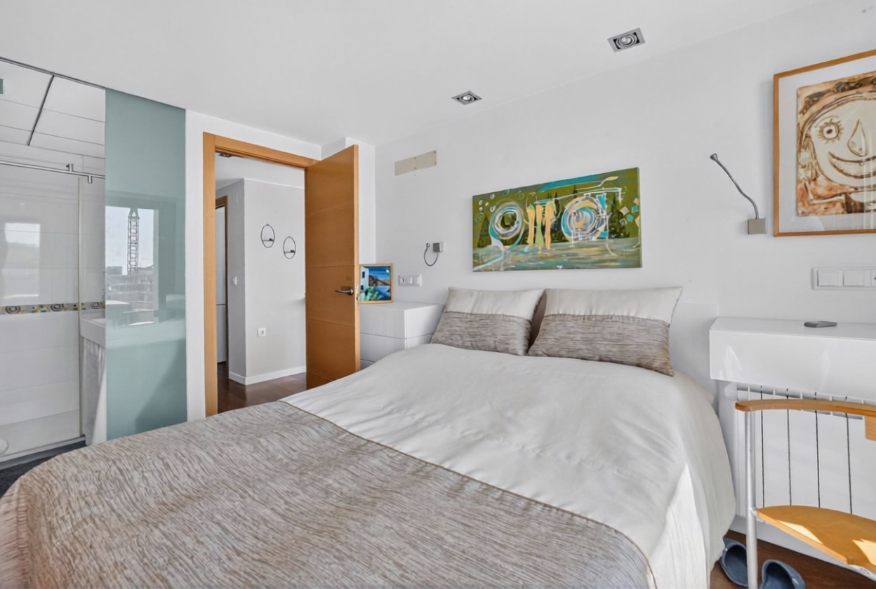 Apartamento em primeira linha de praia em Torrevieja — Quarto