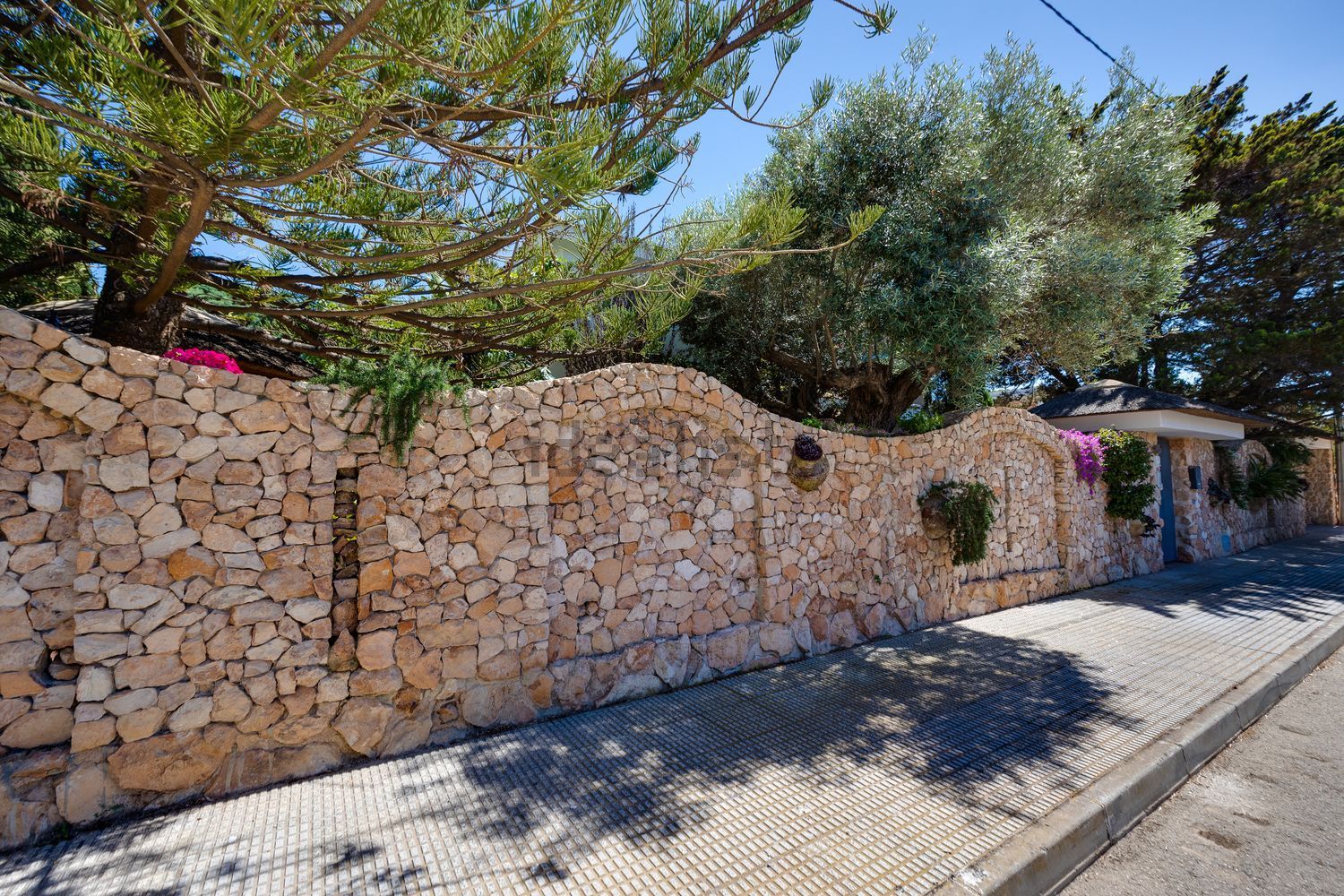 Chalet with direct beach access in Orihuela