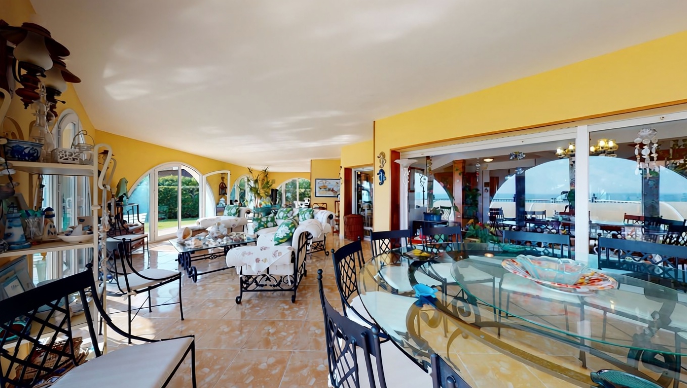 Chalet con acceso directo a playa en Orihuela — Terraza mar