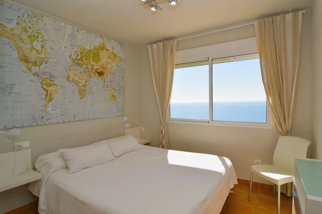 Beachfront duplex in Orihuela — Bedroom