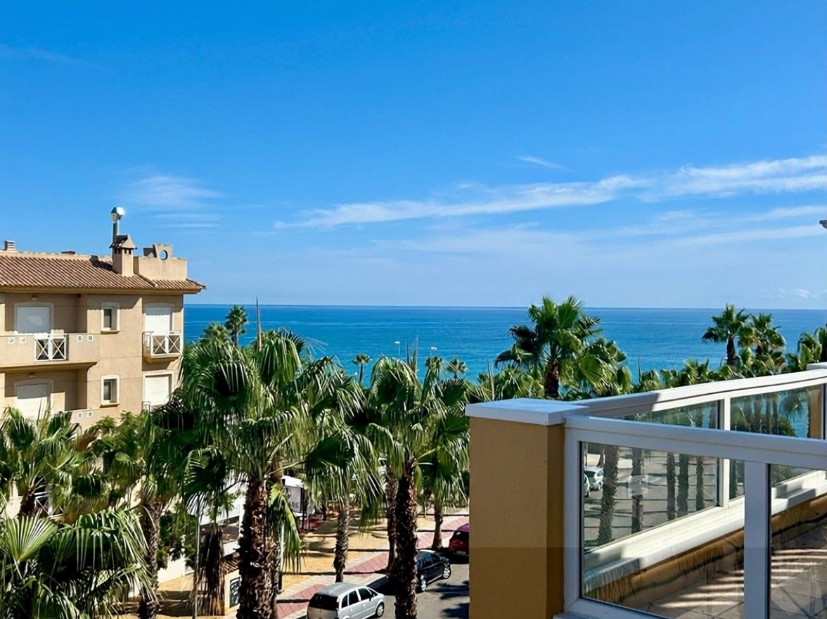 Wohnung in erste Strandlinie in Orihuela
