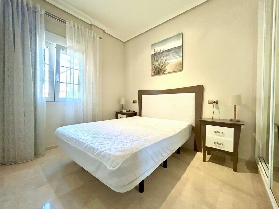 Wohnung in erste Strandlinie in Orihuela — Schlafzimmer
