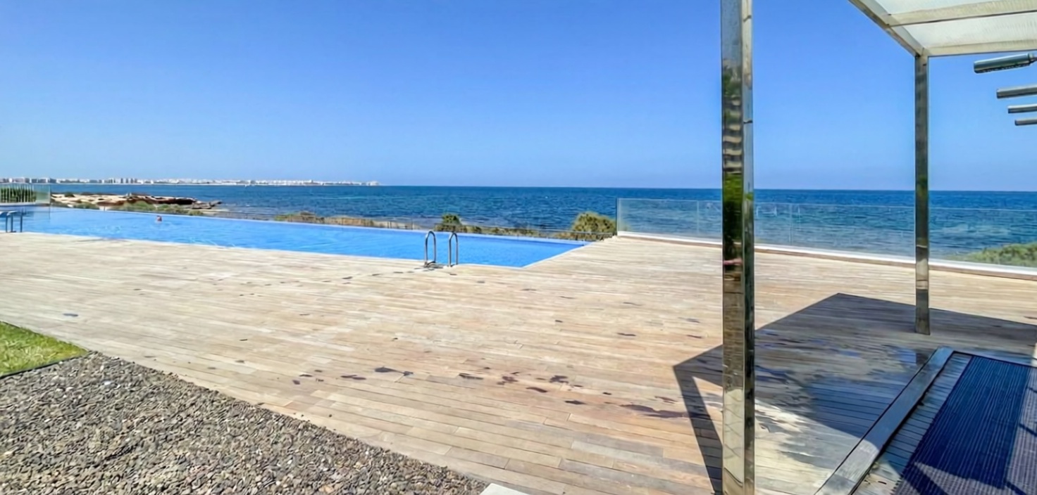 Wohnung in erste Strandlinie in Orihuela — Meerblick
