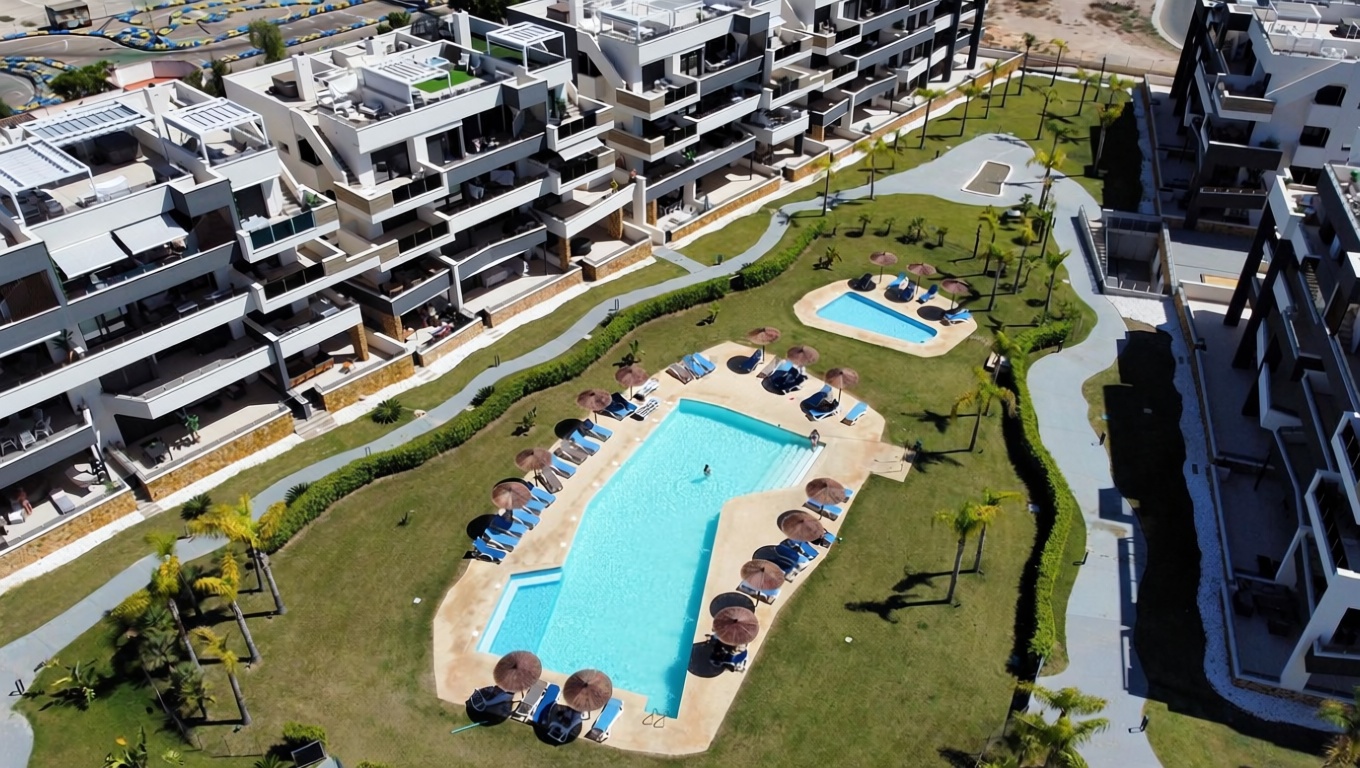 Penthouse in erste Meereslinie in Orihuela — Luftbild