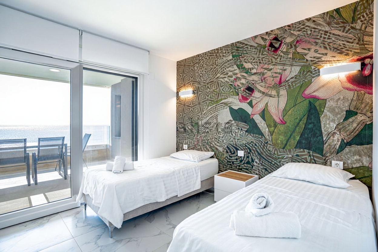 Appartement en première ligne de plage à Orihuela — Chambre
