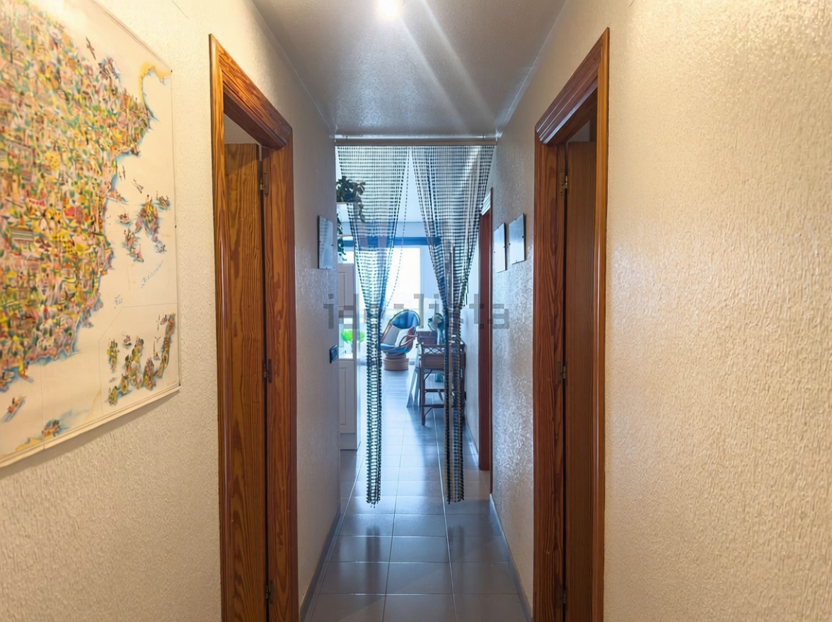 Piso en primera línea de playa en Orihuela — Dormitorio